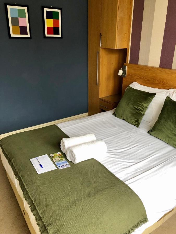 Salisbury Guest House Кесвік Екстер'єр фото